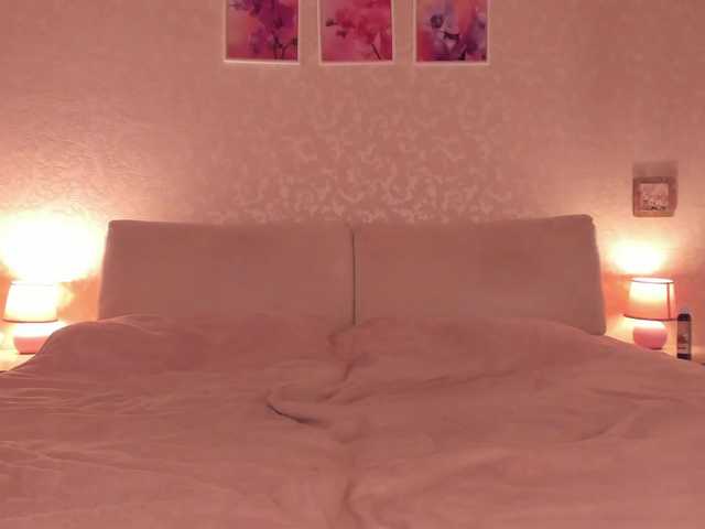 TaneshaGold live cam on BongaCams