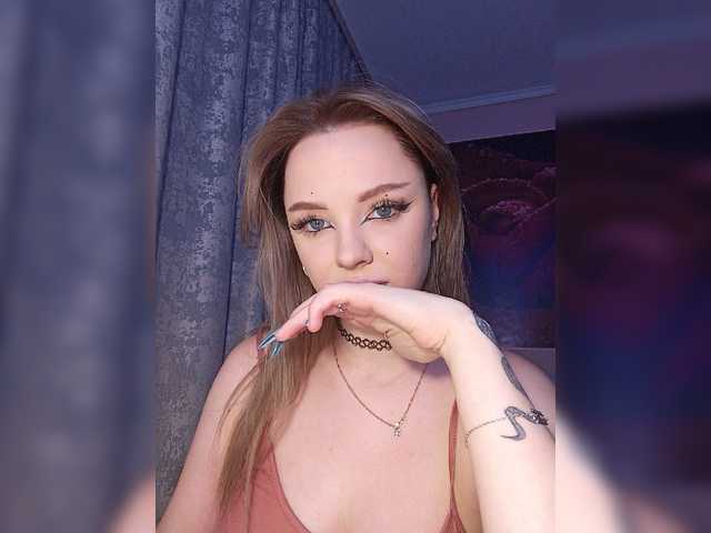 AsyaMi live cam on BongaCams