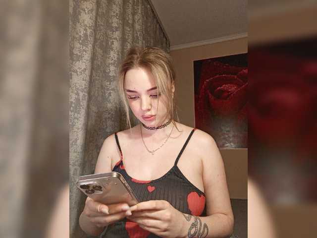 AsyaMi live cam on BongaCams