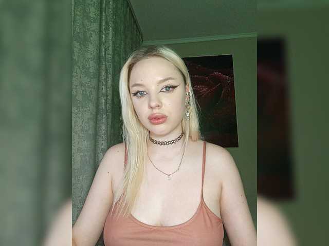 AsyaMi live cam on BongaCams