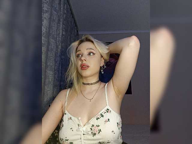 LediiFox live webcam show