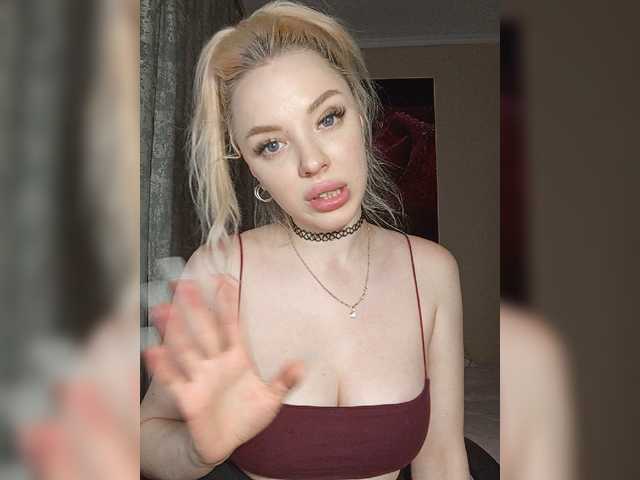 AsyaMi live cam on BongaCams
