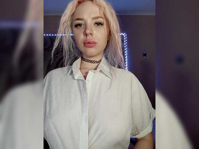 AsyaMi live cam on BongaCams