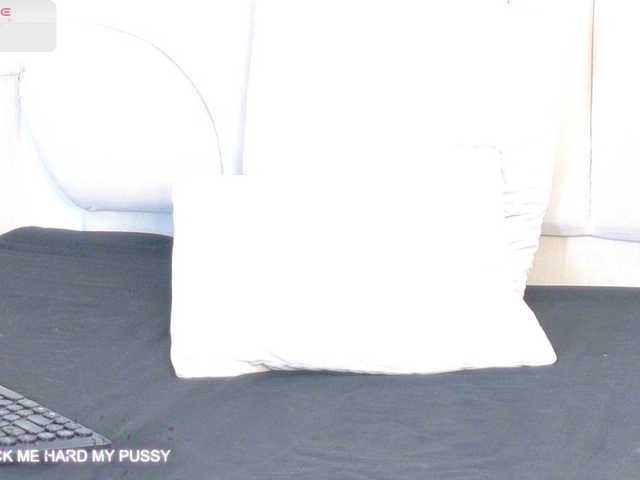 bonieklent live cam on BongaCams