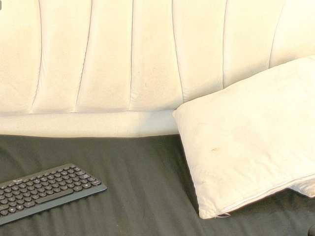 bonieklent live webcam show