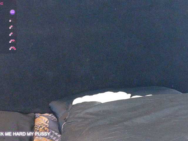 bonieklent live cam on BongaCams