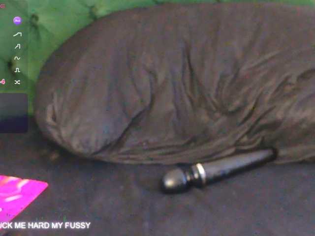 bonieklent live cam preview