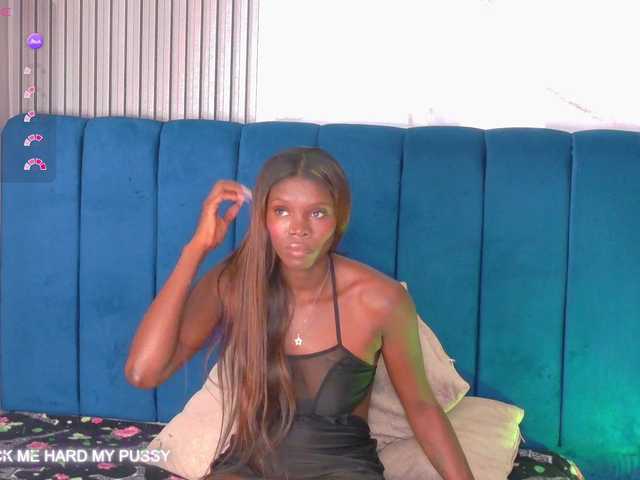 bonieklent live cam on BongaCams