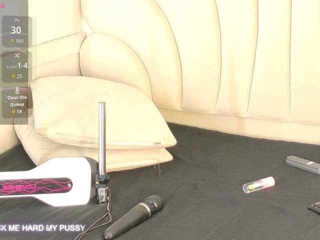bonieklent live cam on BongaCams