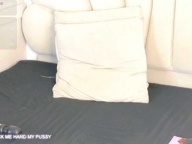 bonieklent live cam on BongaCams
