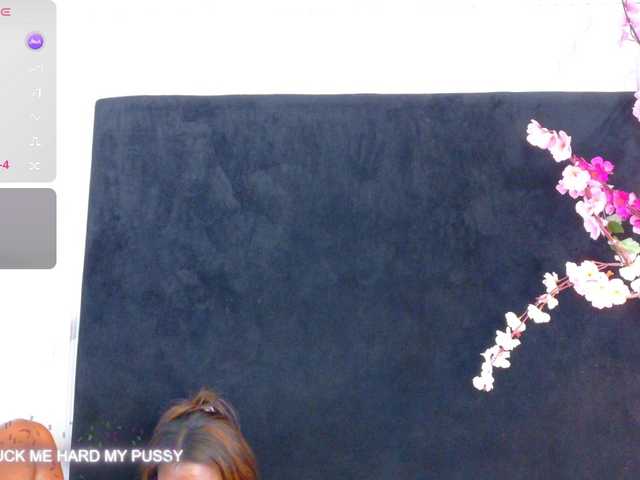 bonieklent — live female cam
