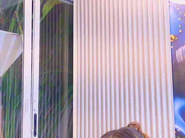 bonieklent webcam