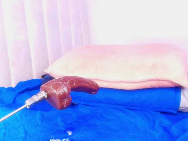 ssusy-ebony live cam on BongaCams
