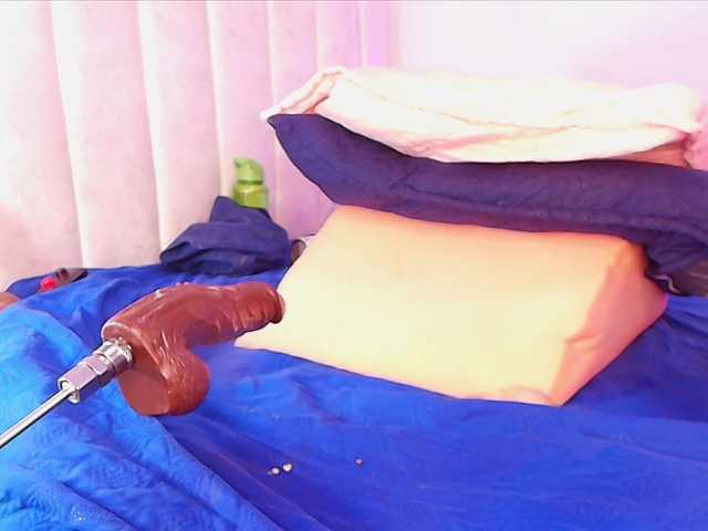 ssusy-ebony live cam on BongaCams