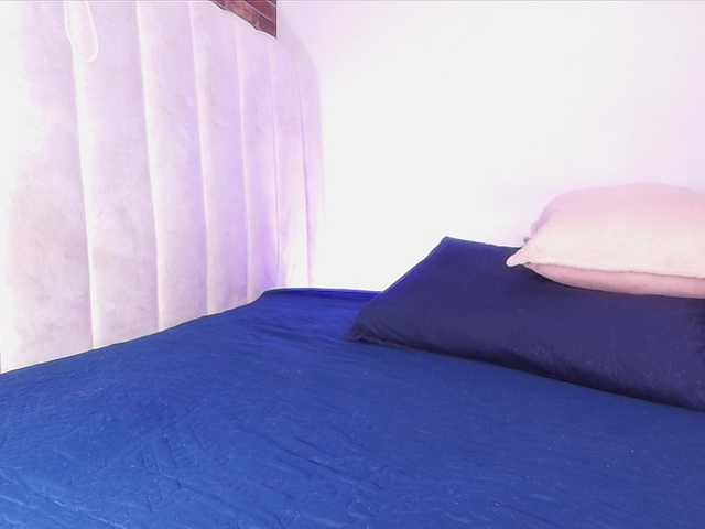 ssusy-ebony live cam on BongaCams