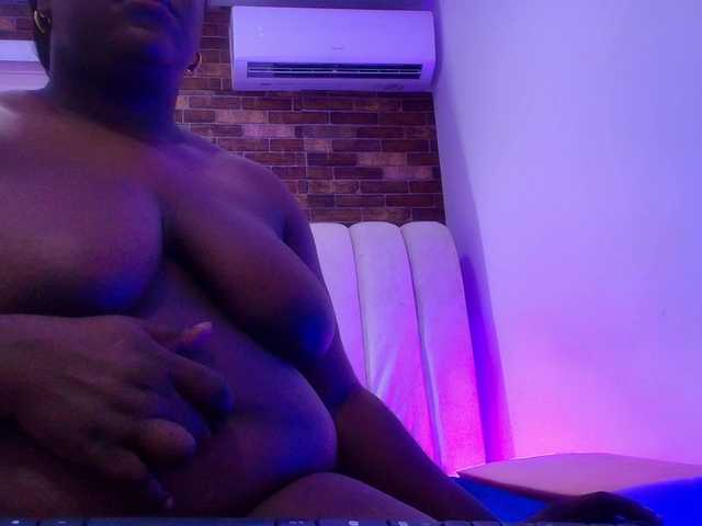 ssusy-ebony live cam