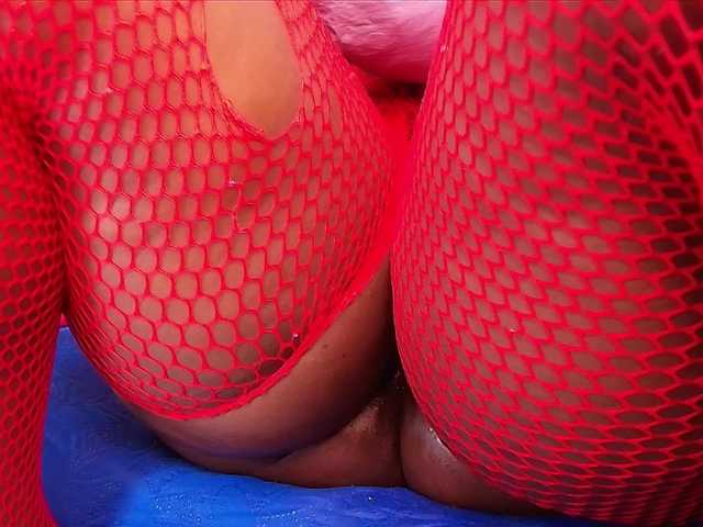 ssusy-ebony live webcam show