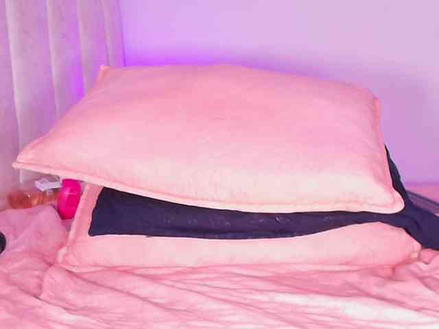 ssusy-ebony webcam