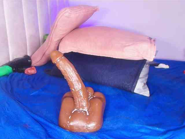 ssusy-ebony webcam