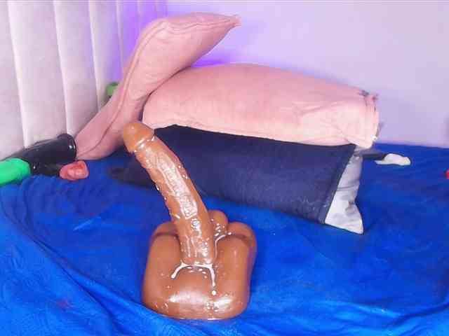 ssusy-ebony webcam