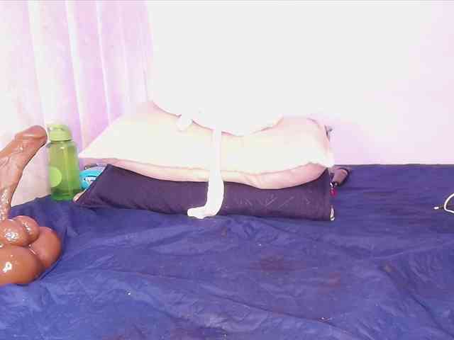 ssusy-ebony webcam