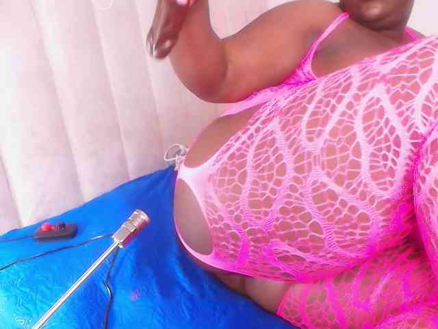 ssusy-ebony webcam