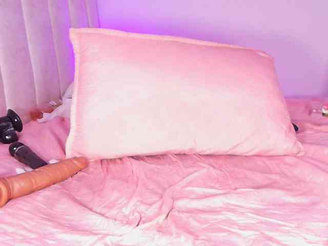 ssusy-ebony webcam