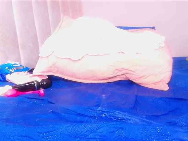 ssusy-ebony webcam