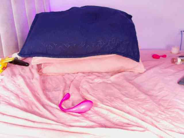 ssusy-ebony webcam