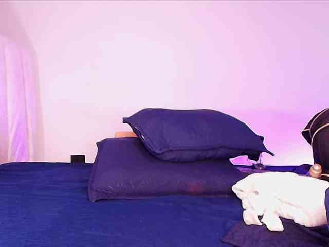 ssusy-ebony webcam