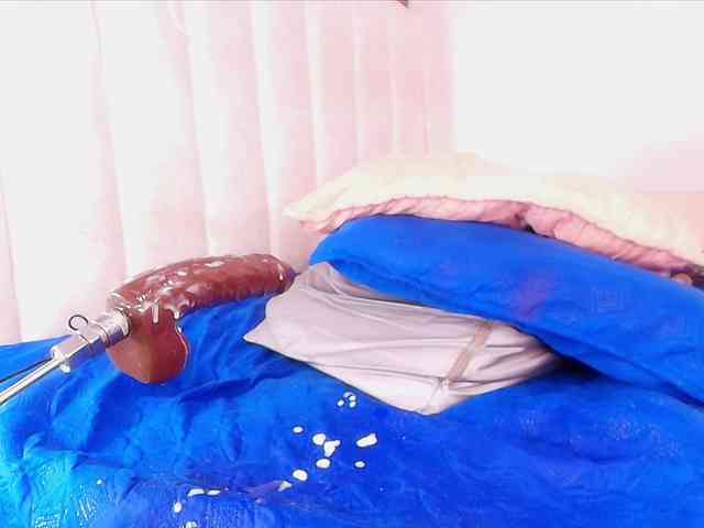 ssusy-ebony webcam
