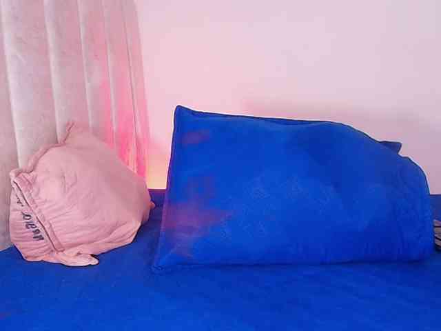 ssusy-ebony webcam