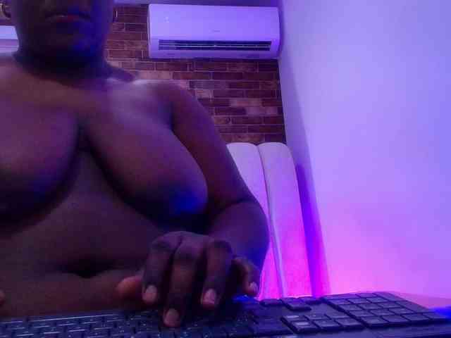 ssusy-ebony