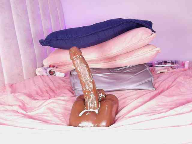 ssusy-ebony webcam