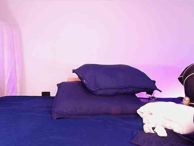 ssusy-ebony webcam