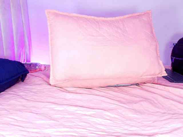 ssusy-ebony webcam