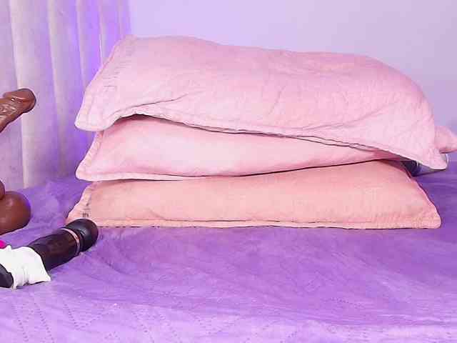 ssusy-ebony webcam