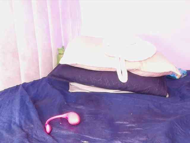 ssusy-ebony webcam