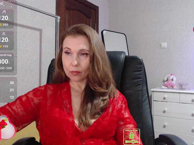 RussellTara live cam on BongaCams