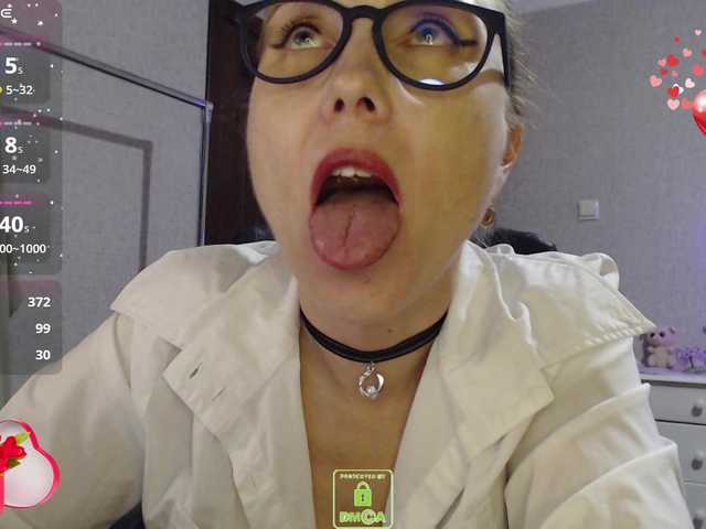 RussellTara live cam on BongaCams