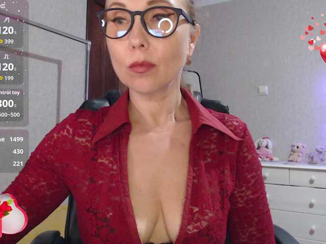 RussellTara live cam on BongaCams