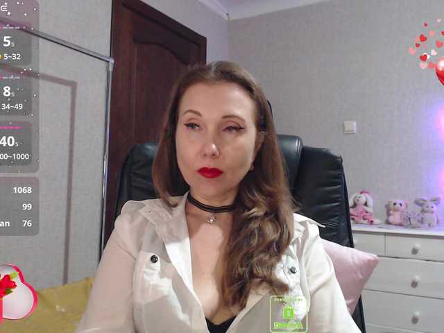 RussellTara live cam on BongaCams