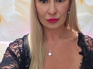 Love-Blondi