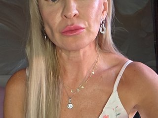 Love-Blondi
