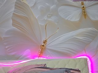 Love-Blondi Porn Show