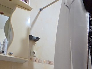 Love-Blondi Porn Show