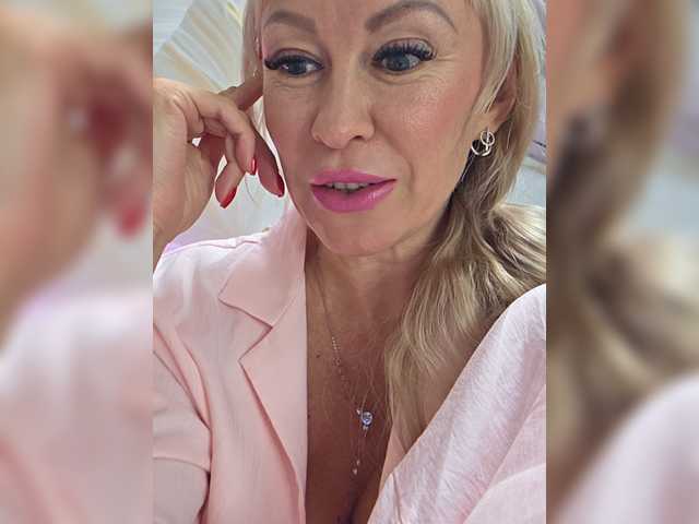 Love-Blondi