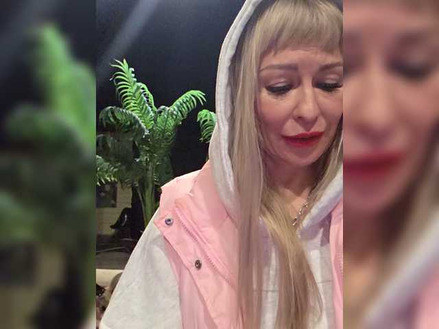 Love-Blondi
