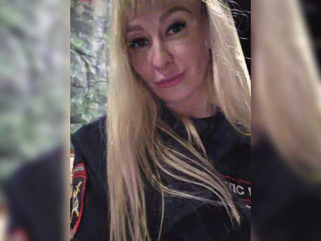 TerriRose Live Cam and Statistics on UnifiedCams