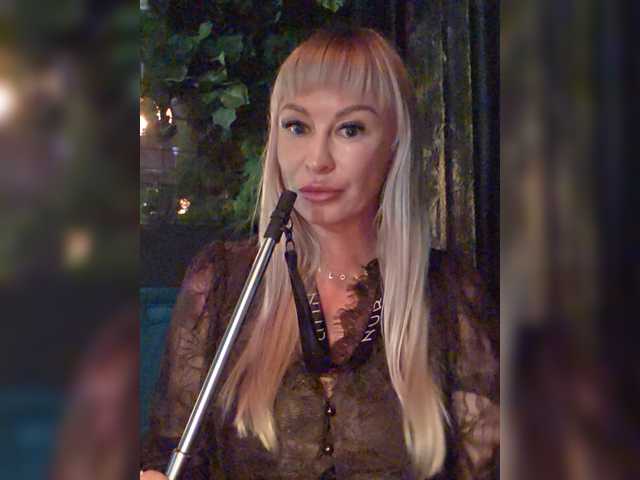Love-Blondi